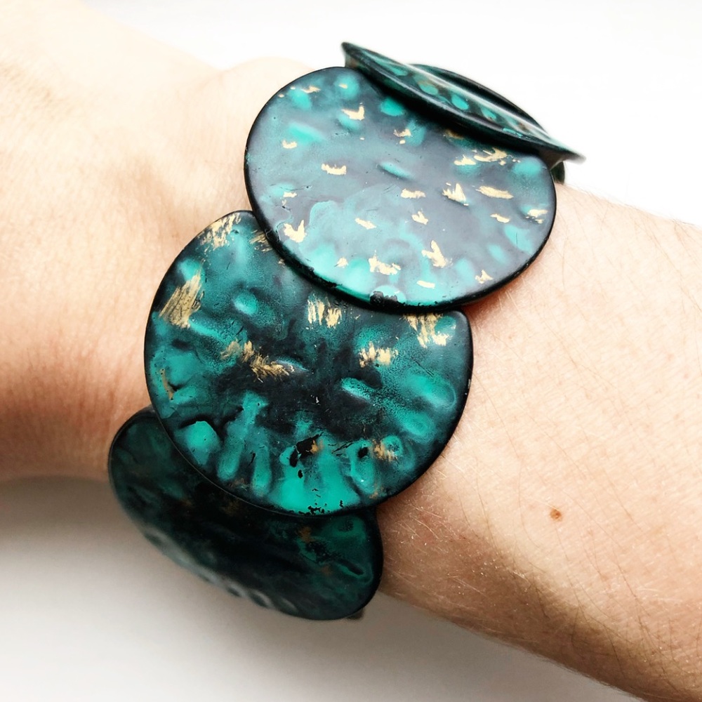Boho turquoise & gold fish scale stretch bracelet